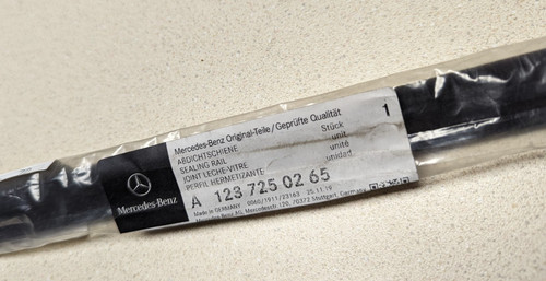 Genuine mercedes w123 300cd - genuine,